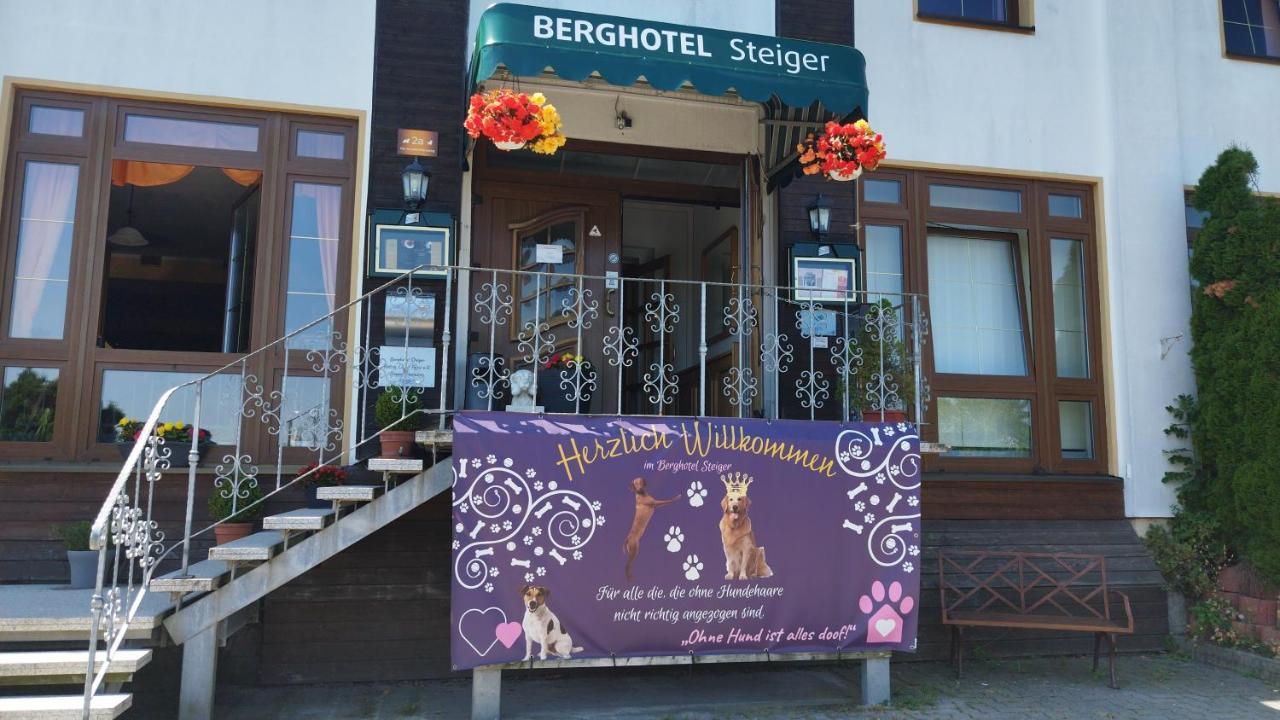 Berghotel Steiger - Erzgebirge Schneeberg  Exterior photo